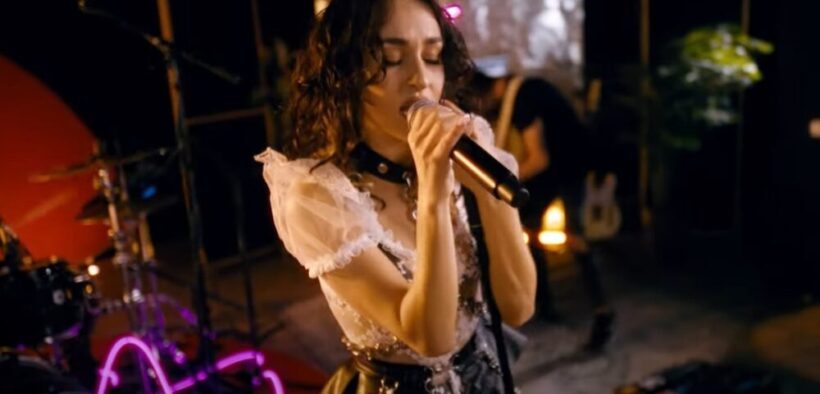 holy-molly-a-cantat-ep-ul-“liliac”-la-“diud,-where’s-my-tune?”-–-video