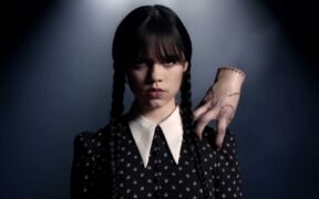 “wednesday”-si-a-luat-la-revedere-de-la-romania;-cel-de-al-doilea-sezon-se-filmeaza-in-irlanda