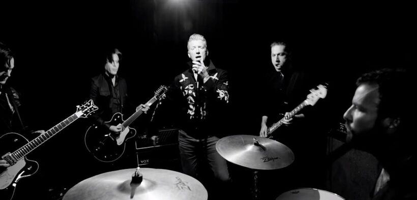queens-of-the-stone-age-va-sustine-un-concert-in-catacombele-parisului