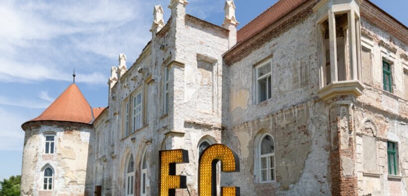 show-urile-sleaford-mods-si-hospitality-takeover-de-la-electric-castle-2024-au-fost-anulate