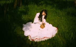irina-rimes-aduce-la-arenele-romane-“descantatele”,-un-nou-concept-muzical-live