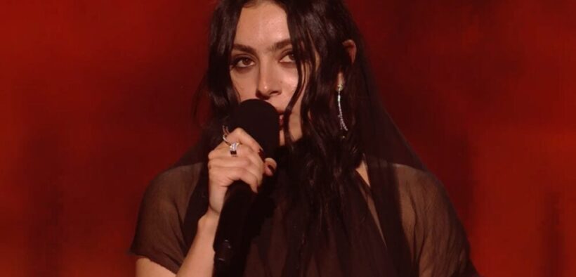 charli-xcx-a-castigat-cele-mai-multe-premii-la-brit-awards-2025-–-lista