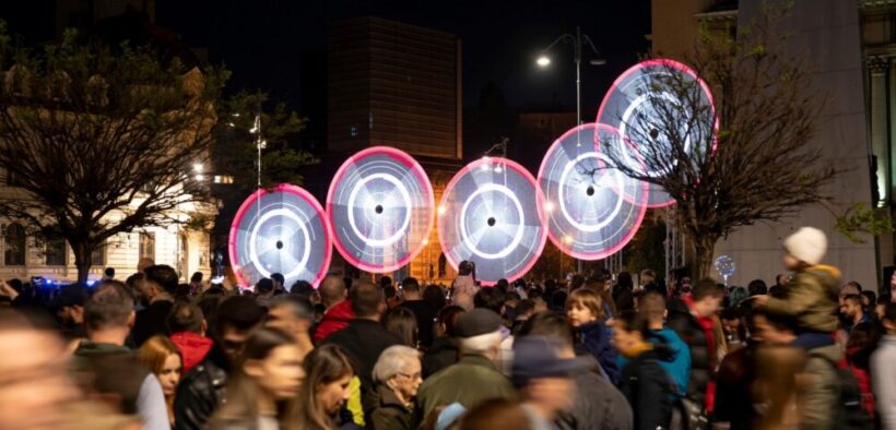 ce-instalatii-interactive-si-proiectii-spectaculoase-poti-vedea-la-spotlight-festival-2025