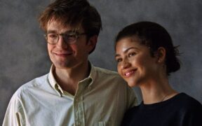 the-drama-review:-comic-de-situatie-a-la-woody-allen,-cu-intunericul-devenit-banc