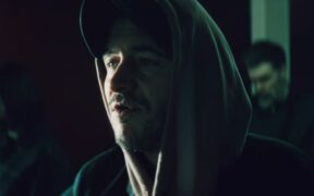 video:-editors-revine-cu-piesa-“call-it-in”-si-anunta-un-turneu-pentru-2027