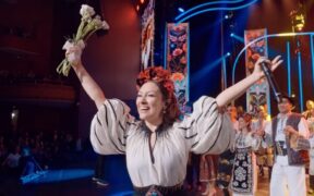 aftermovie-“mostenirea”,-spectacolul-prin-care-andra-a-celebrat-muzica,-traditia-si-emotia-romaneasca
