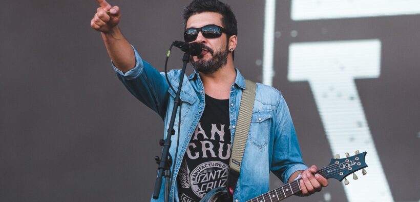 adrian-despot-lanseaza-o-piesa-solo-si-pregateste-“niste-chestiuni”
