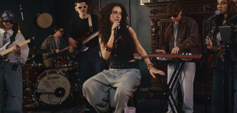 eva-nicolescu-lanseaza-“biroul-mic-de-muzica”,-un-concert-live-inspirat-de-formatul-tiny-desk