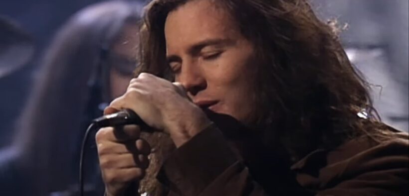 eddie-vedder-lanseaza-„better-believe”,-o-colaborare-cu-tineri-muzicieni-din-chicago