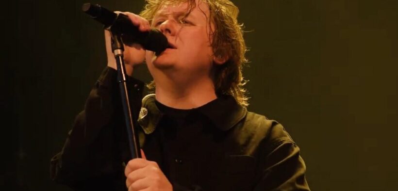 inainte-de-untold-2026,-urmareste-l-pe-lewis-capaldi-la-hyde-park-–-video-concert-integral