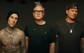 travis-barker-confirma-un-nou-album-blink-182,-va-lansa-un-documentar-curand