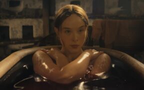 trailer:-“monster:-the-lizzie-borden-story”-dezvaluie-o-poveste-despre-sange,-putere-si-razbunare