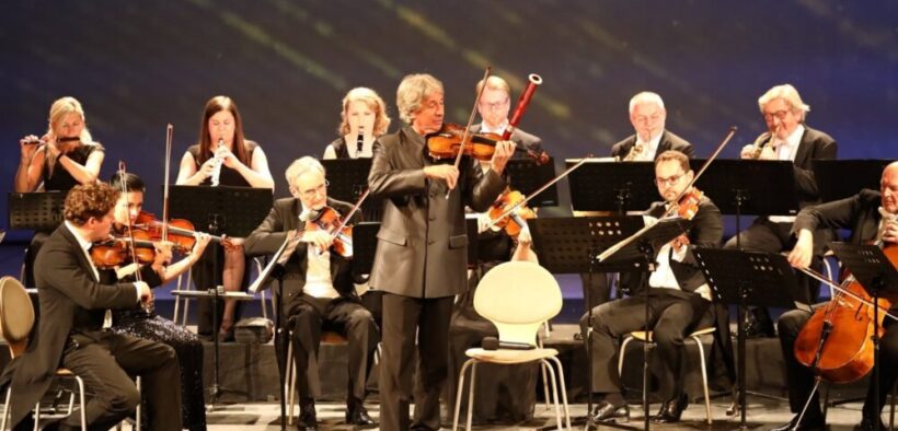 johann-strauss-ensemble-si-russell-mcgregor-revin-in-romania-cu-turneul-“best-of-vienna”